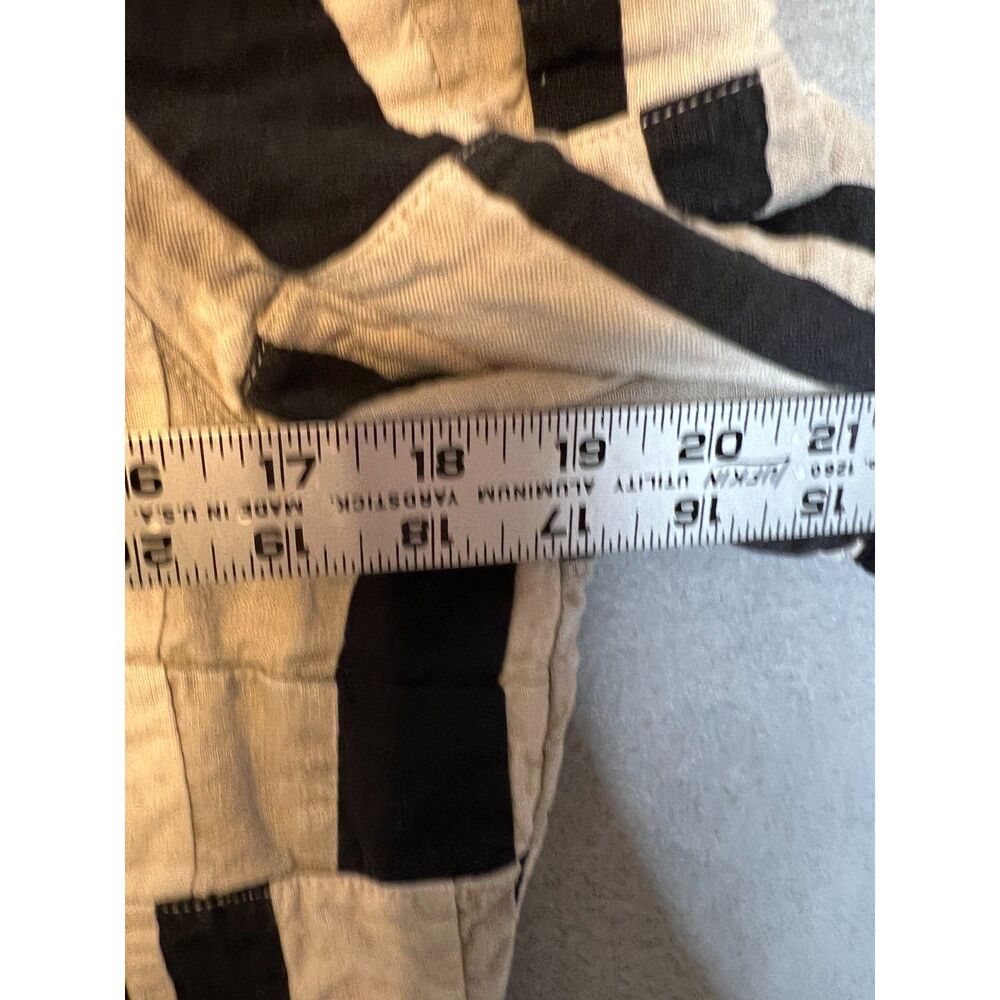Tonle Kita Short Sleeve Upcycled Shirt (M) - Picture 9 of 10